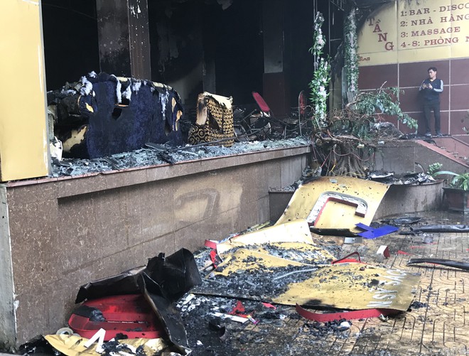 Hiện trường tan hoang trong vụ cháy kinh hoàng tại khu tổ hợp khách sạn, quán bar Avatar - Ảnh 17.