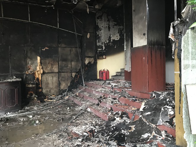 Hiện trường tan hoang trong vụ cháy kinh hoàng tại khu tổ hợp khách sạn, quán bar Avatar - Ảnh 18.