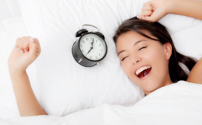 10 lợi ích hàng đầu của ngủ không áo quần - Ảnh 2.