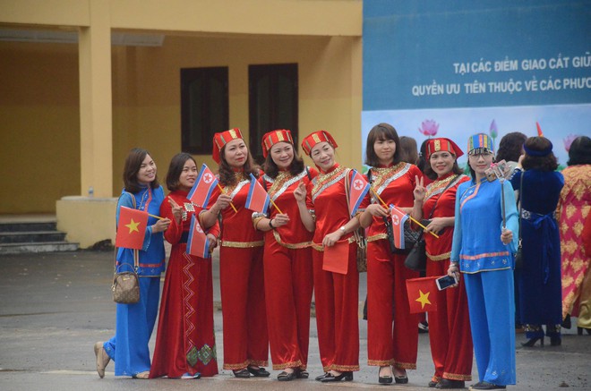 An ninh siết chặt, xe bọc thép sẵn sàng, ga Đồng Đăng chuẩn bị cho lễ tiễn Chủ tịch Kim Jong-un về nước - Ảnh 15.