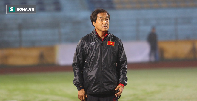 Nỗi lo của HLV Park Hang-seo và sự lạc lõng của bóng đá Việt Nam - Ảnh 2.