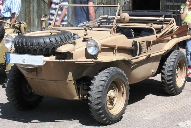 Khám phá những mẫu xe quân đội ấn tượng thách thức người lái - Ảnh 3.
