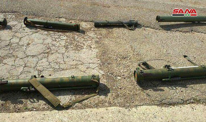 Quân đội Syria lại thu hoạch một kho vũ khí của “nổi dậy” ở miền bắc Homs - Ảnh 3.