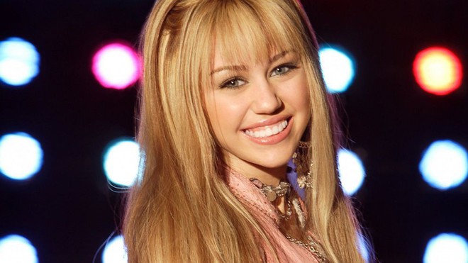 Không còn là Hannah hay cô ca sĩ nổi loạn, Miley Cyrus cuối cùng đã đạt đến thời kỳ đỉnh cao nhan sắc hậu kết hôn - Ảnh 7.