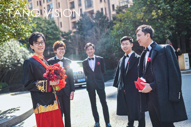 Đám cưới hot nhất hôm nay: Thiếu gia giàu nhất Trung Quốc làm phù rể, tặng nóng cô dâu chú rể 1 chiếc Roll Royce - Ảnh 1.