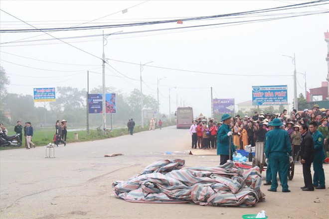 Vụ tai nạn 7 người chết: Cố gắng báo hiệu nhưng tài xế vẫn lao tới - Ảnh 7.