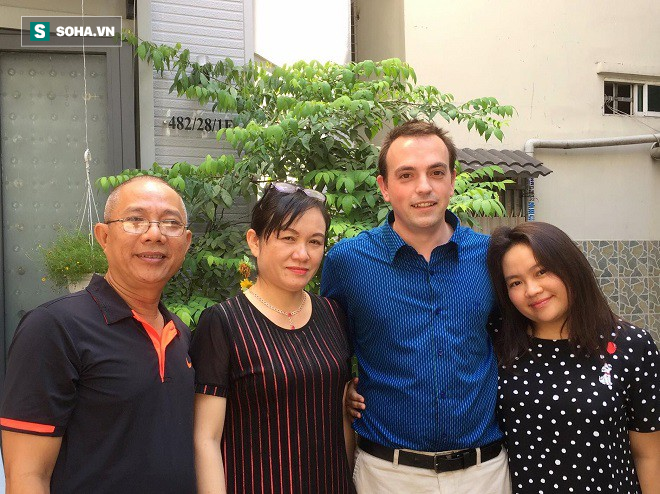 Trung Dân chảy nước mắt khi biết con gái đi dọn phòng, chà toilet, rửa chén kiếm tiền bên Úc - Ảnh 4.