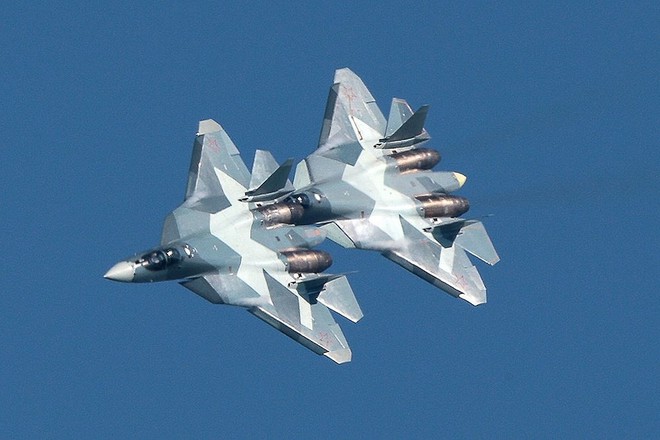 Nga chuẩn bị để tiêm kích tàng hình Su-57 đi làm dâu trăm họ: Khách hàng đầu tiên là ai? - Ảnh 1.