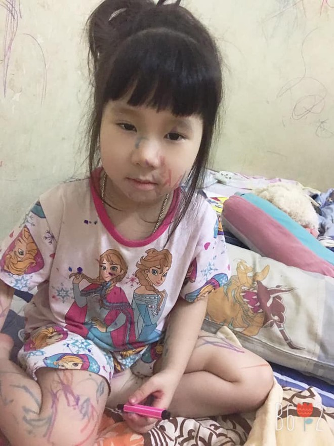 Hậu trường thú vị của loạt ảnh mẹ thiếp ngủ, chị biến người em thành không gian sáng tác nghệ thuật được nhiều người đồng cảm - Ảnh 3.