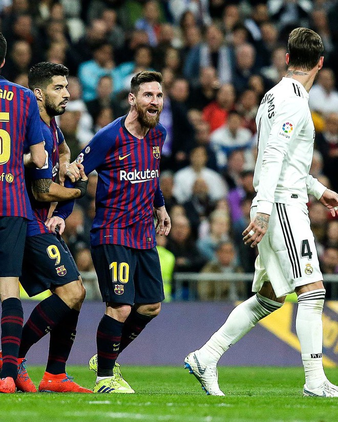 Đội trưởng Real Madrid ăn đòn sau khi liên tục chơi xấu với Messi - Ảnh 4.