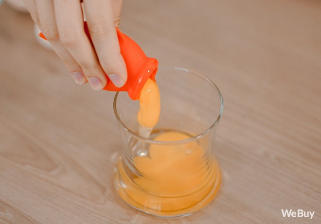 Chú cá silicone miệng vẩu đau vẩu đớn này hoá ra lại là công cụ nhà bếp cực hữu ích - Ảnh 11.