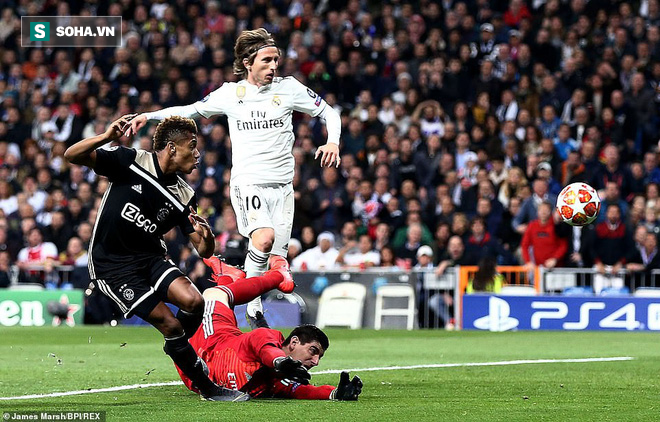 Địa chấn: Thua 1-4 Ajax trên sân nhà, Real Madrid bị đá văng khỏi Champions League - Ảnh 1.