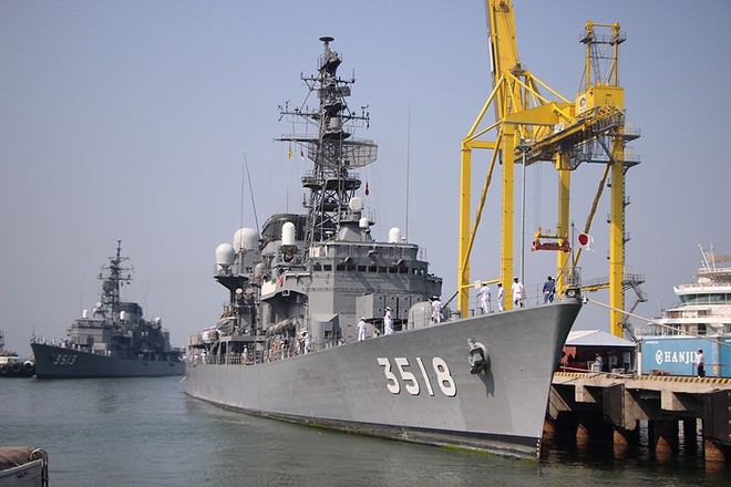 Ngắm đôi tàu huấn luyện Nhật Bản vừa đến Đà Nẵng - Ảnh 2.