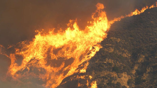 Còn nhớ vụ cháy rừng như tận thế tại California năm ngoái chứ? Khoa học tin rằng từ nay nó có thể xảy ra mỗi năm - Ảnh 1.