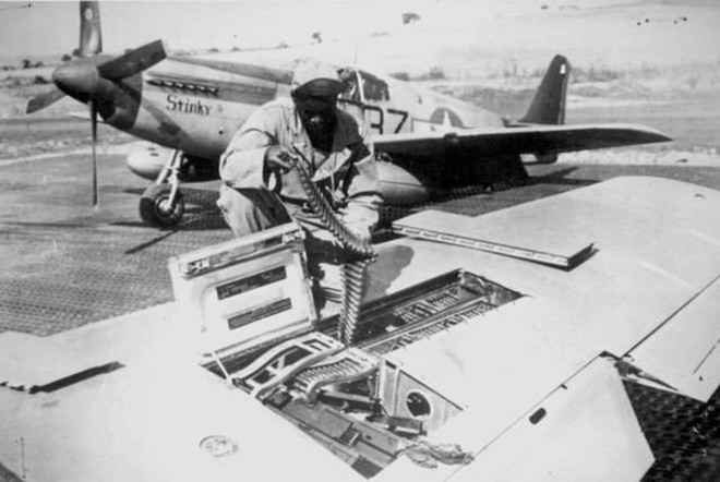 Hình ảnh những phi công da màu của Mỹ trong Thế chiến II - Ảnh 12.