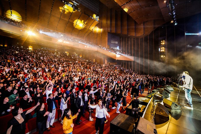 Khán giả Hà Nội bùng nổ với âm nhạc của Boney M - Ảnh 5.