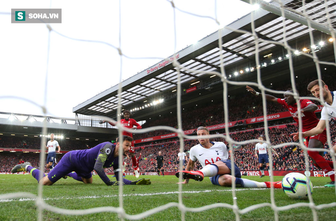 Liverpool lộ phẩm chất quân vương, nhưng cần Man United góp một tay để lên ngôi vô địch - Ảnh 2.