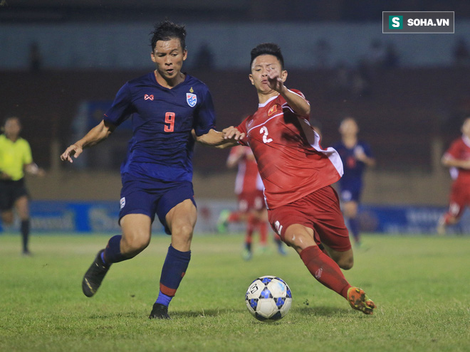 Hai lần rơi nước mắt và cú sốc đầu đời của chàng trung vệ thép U18 Việt Nam - Ảnh 1.