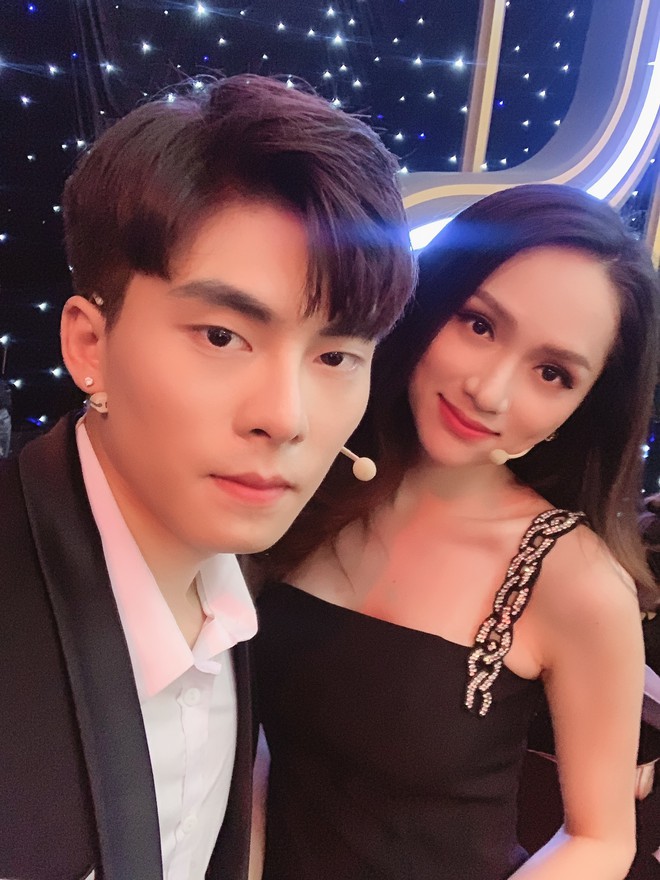 Đẹp trai, 6 múi và giỏi thả thính, anh chàng này khiến Hương Giang Idol mất kiểm soát - Ảnh 4.