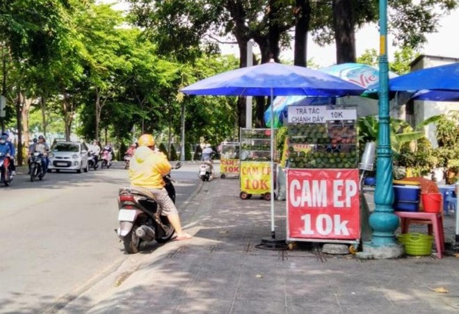 TP.HCM nắng đổ lửa: Cam vắt, nước mía... siêu rẻ lên ngôi  - Ảnh 1.