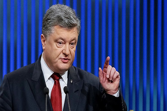 Bầu cử Tổng thống Ukraine: Danh hài Zelensky áp đảo trước Poroshenko - Ảnh 2.