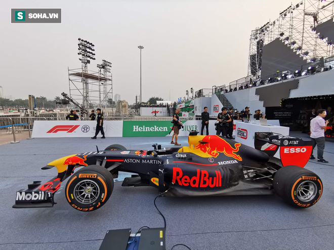 Box TV TRỰC TIẾP Khởi động F1 Việt Nam GP 2020: Quái thú F1 quẩy tung đường đua thử - Ảnh 14.