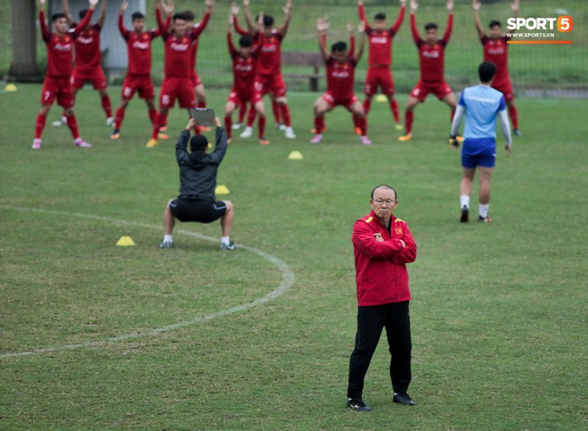 Thầy Park tìm người thay thế dẫn U23 Việt Nam so tài với U23 Myanmar - Ảnh 2.