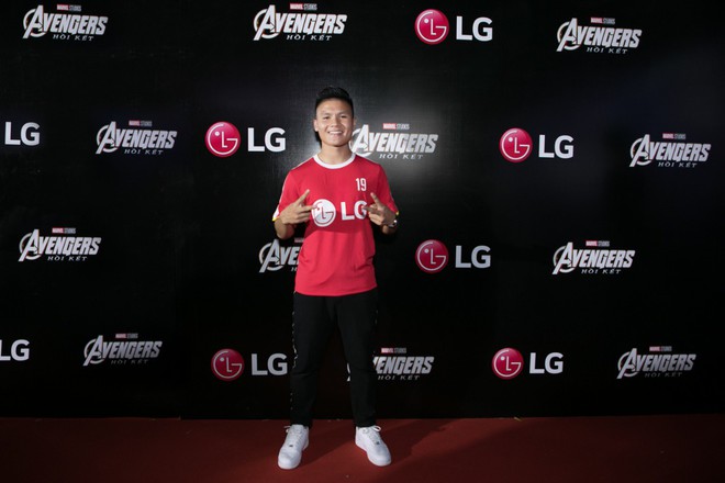 Quang Hải gây bão thảm đỏ khi dự công chiếu Avengers: Endgame - Ảnh 1.