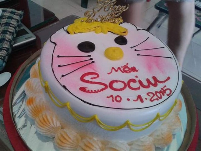 Hí hửng đặt mua bánh sinh nhật Hello Kitty, cô gái ngậm ngùi nhận ra hình ảnh vốn chỉ mang tính minh họa - Ảnh 4.