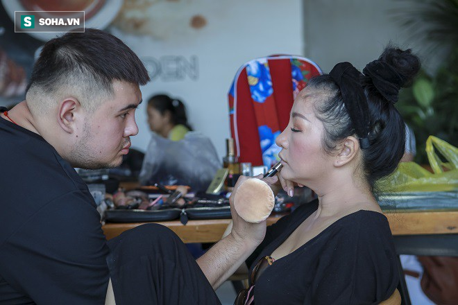 Quốc Thuận bức xúc khi danh hài Thúy Nga bị cho là hết thời nên phải về Việt Nam kiếm show - Ảnh 3. Quốc Thuận bức xúc khi danh hài Thúy Nga bị cho là hết thời nên phải về Việt Nam kiếm show - Ảnh 3.