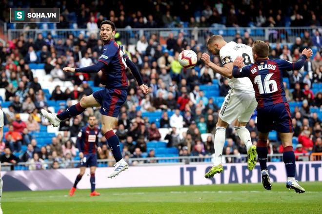 Benzema sắm vai cứu tinh giúp Real níu giữ hy vọng lật đổ Barcelona - Ảnh 2.