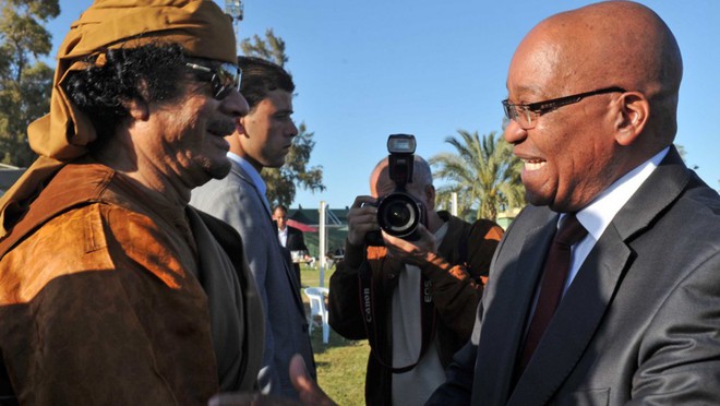 Bất ngờ xuất hiện thông tin về kho báu của ông Gaddafi giữa lúc Libya đang nước sôi lửa bỏng - Ảnh 1.