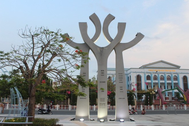  Chiêm ngưỡng những công trình kỷ lục Việt Nam tại quảng trường lớn nhất ĐBSCL  - Ảnh 10.