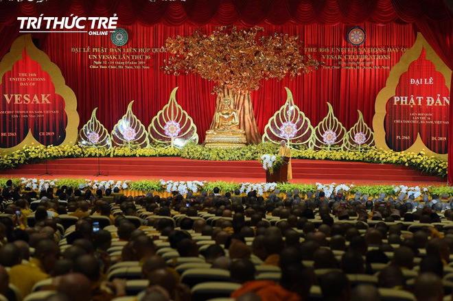 Thủ tướng Nguyễn Xuân Phúc dự khai mạc Vesak tại chùa Tam Chúc, Hà Nam - Ảnh 20.