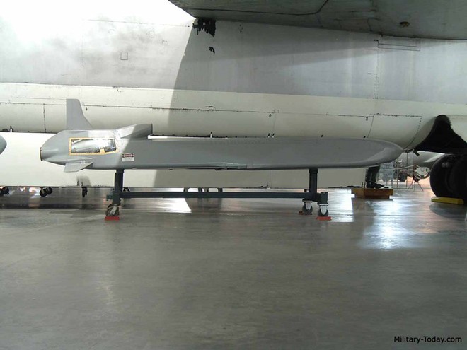 Uy lực của tên lửa AGM-86 được trang bị cho B-52 - Ảnh 2.