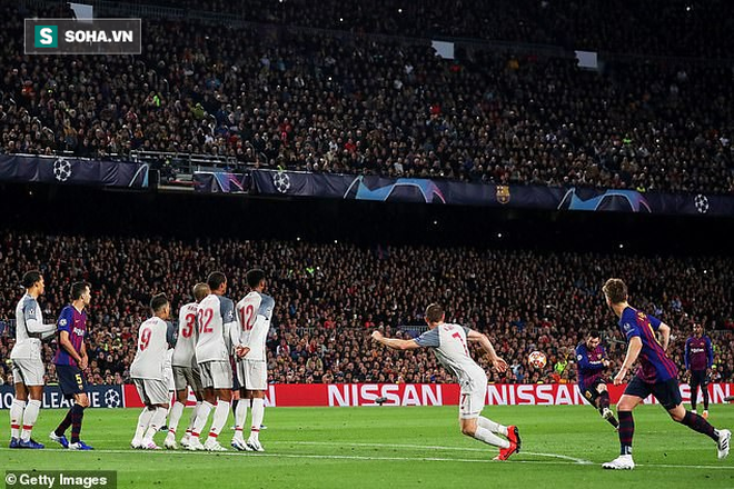 Huyền thoại Man United phát cuồng với siêu phẩm của Messi - Ảnh 2.