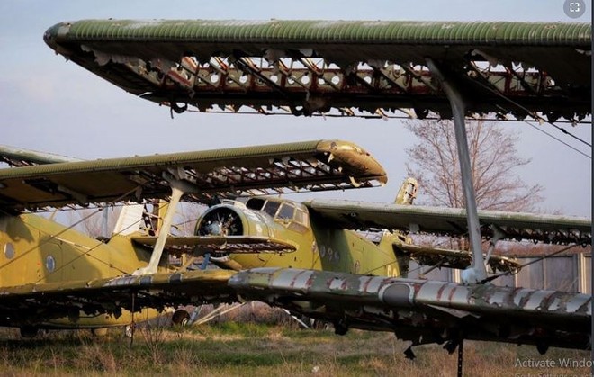 Dàn máy bay quân sự bị lãng quên của không quân Ukraine - Ảnh 11.