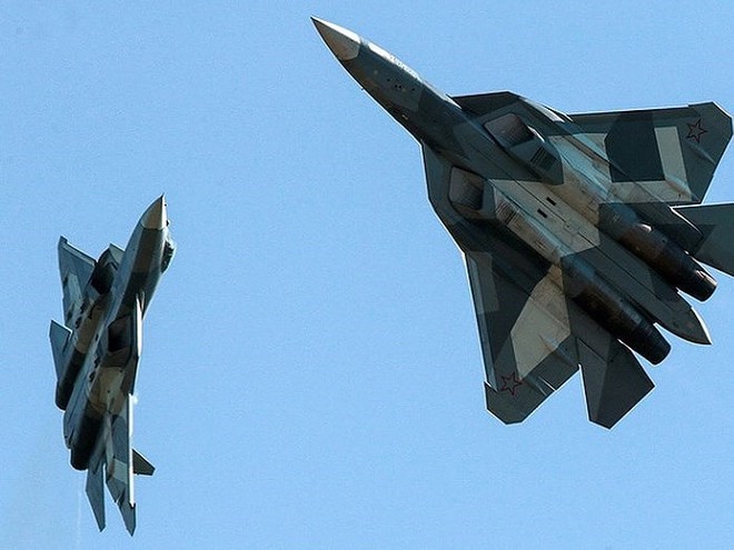 Tối hậu thư Gấu Nga gửi tới Mỹ và NATO: Nếu muốn gây chiến hãy nhớ tới 76 máy bay Su-57! - Ảnh 1.