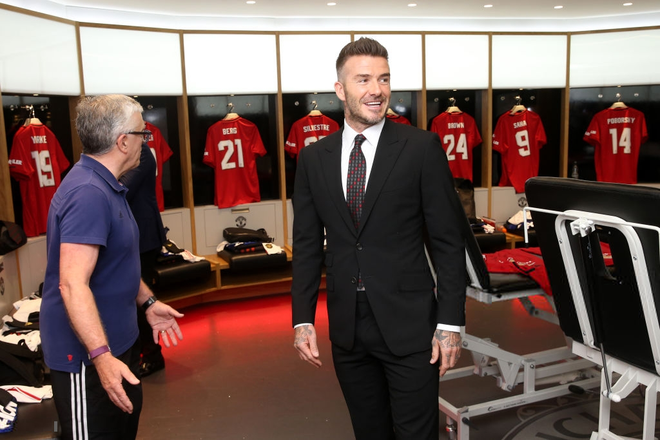 Những khoảnh khắc tuyệt vời của Beckham trong ngày về Old Trafford - Ảnh 2.