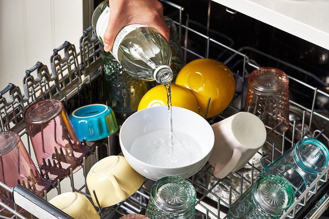 Học lỏm ngay 5 mẹo vặt vệ sinh cực đơn giản, dễ thực hiện để nhà bạn lúc nào cũng sạch bong sáng bóng - Ảnh 3.