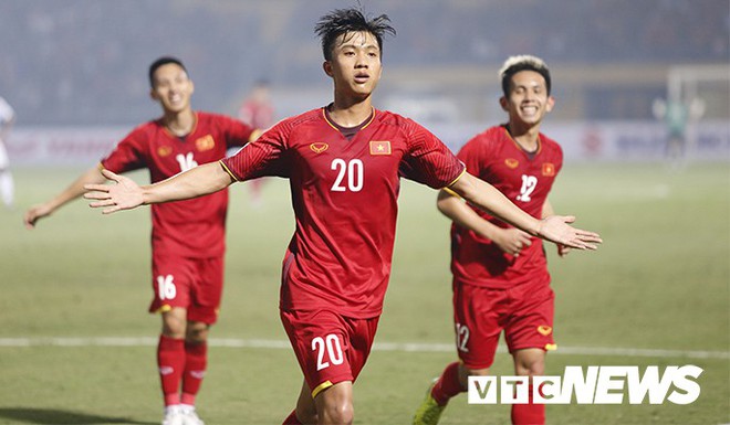 BLV Quang Huy: Khán giả Việt Nam không chấp nhận đội tuyển đá kém trước Thái Lan - Ảnh 1.