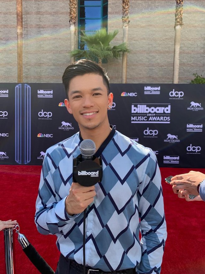Trọng Hiếu mặc hàng hiệu, xuất hiện trên thảm đỏ Billboard Music Awards 2019 - Ảnh 7.