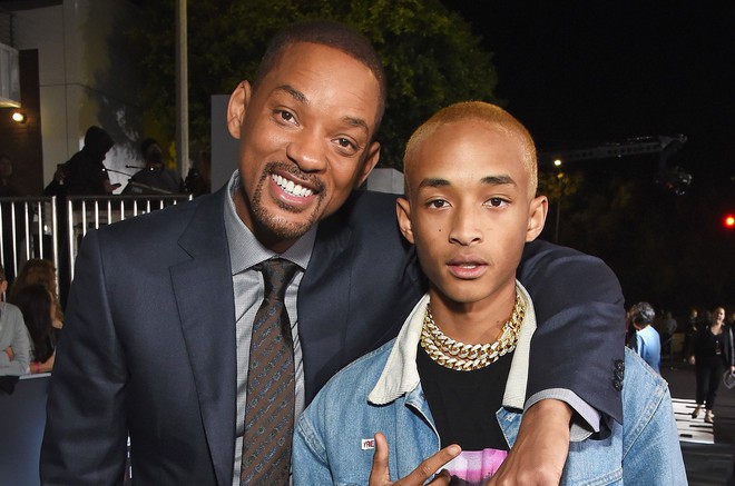 Dàn quý tử nổi tiếng nhà sao Hollywood: Cậu cả Beckham bị dàn trai đẹp cực phẩm đè bẹp, con nhà Will Smith gây choáng - Ảnh 47.