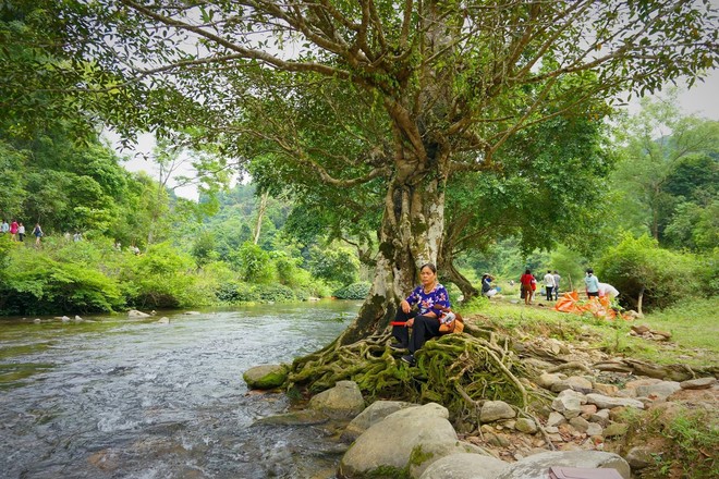 Chàng trai dành cả thanh xuân đưa mẹ đi phượt khắp thế gian và những “lần đầu tiên” đầy xúc động của mẹ - Ảnh 6.