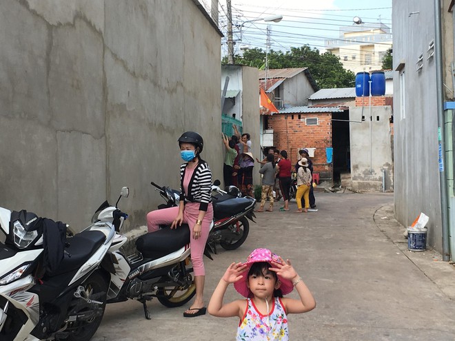 Nghi án chồng đâm chết vợ rồi tự tử do ghen tuông - Ảnh 1.