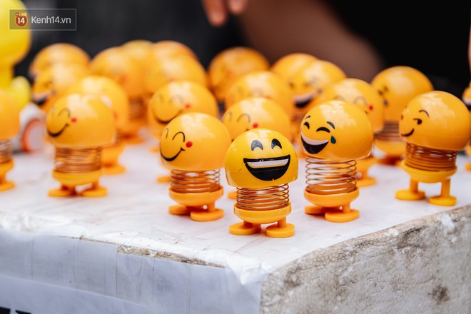 Người người nhà nhà đổ xô đi bán thú nhún lò xo Emoji, tự tin khoe thu nhập lên đến 5 triệu/ngày - Ảnh 2.