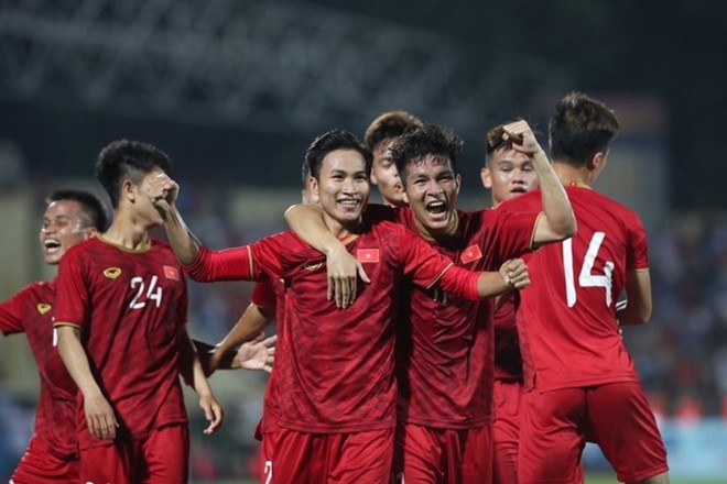 Tuyển Việt Nam lỡ giao hữu Nigeria, VFF tập trung U23 Việt Nam - Ảnh 2.