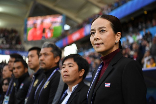 Thua đậm nhất lịch sử World Cup, cầu thủ nữ Thái Lan hoảng loạn và khóc nhiều - Ảnh 1.