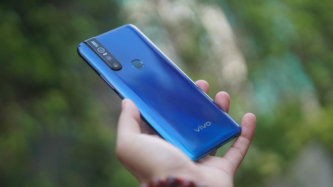 Cuối tuần làm gì mà không “săn” smartphone Vivo mới nhất, giá hấp dẫn tại Thế Giới Di Động - Ảnh 2.