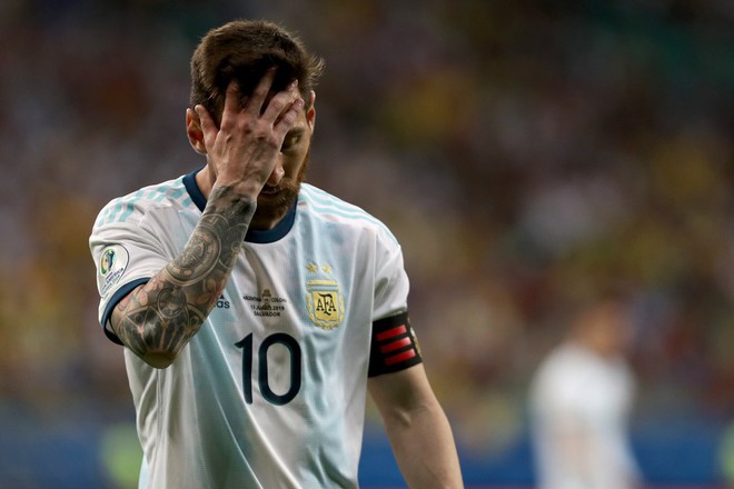 Cặp đôi vàng của châu Á: 21 tuổi khóc hận vì Quang Hải, 22 tuổi dồn Messi vào đường cùng - Ảnh 5.